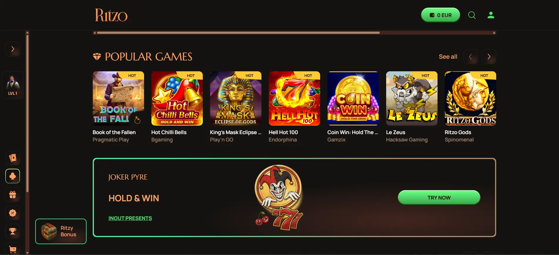 View of the Hugo Casino offer on the page next to the mascot and the registration form on the right